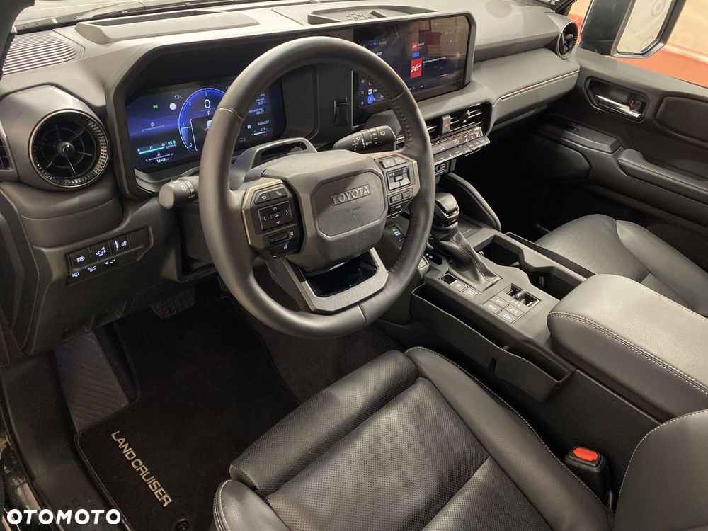 Toyota Land Cruiser LC 2.8 D-4D Executive - 3