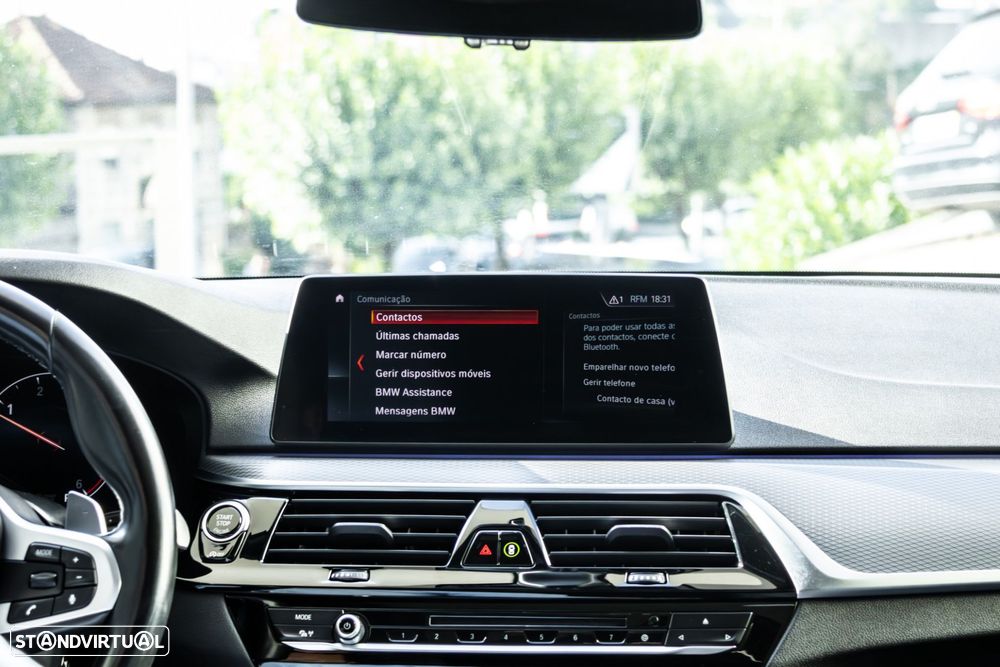 BMW M550d xDrive Auto - 38