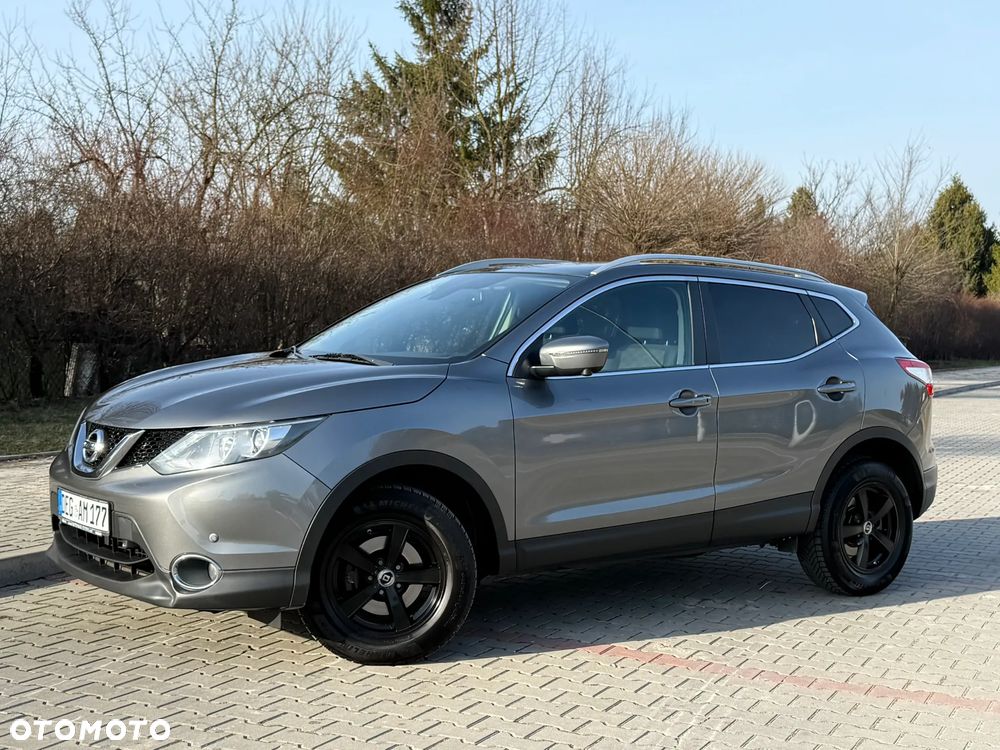 Nissan Qashqai 1.5 dCi TEKNA - 4