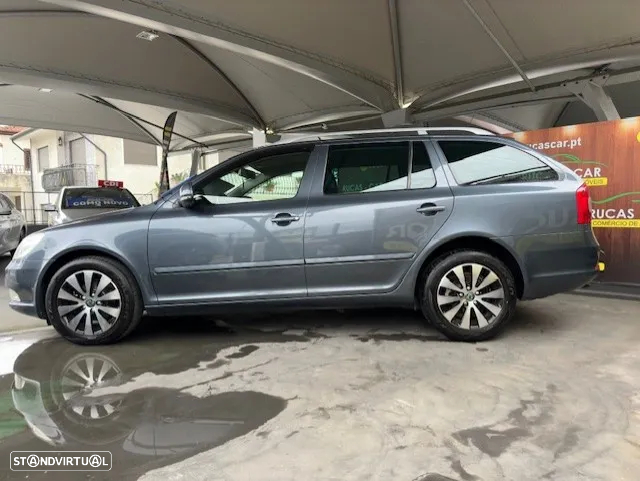 Skoda Octavia Break 1.9 TDi Sportline Pack DSG - 2