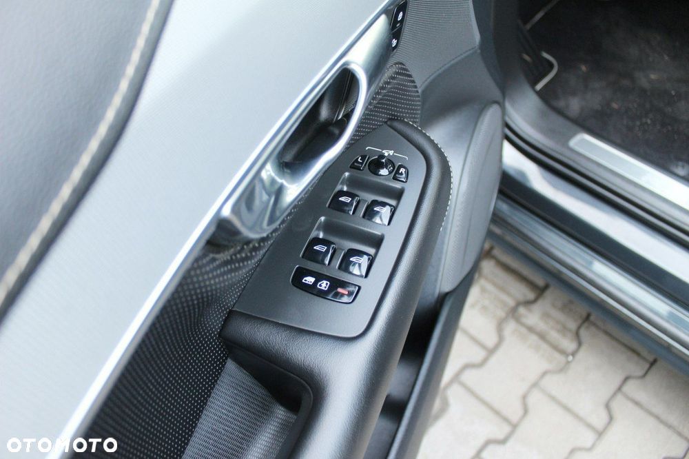Volvo XC 90 B5 D AWD R-Design - 13