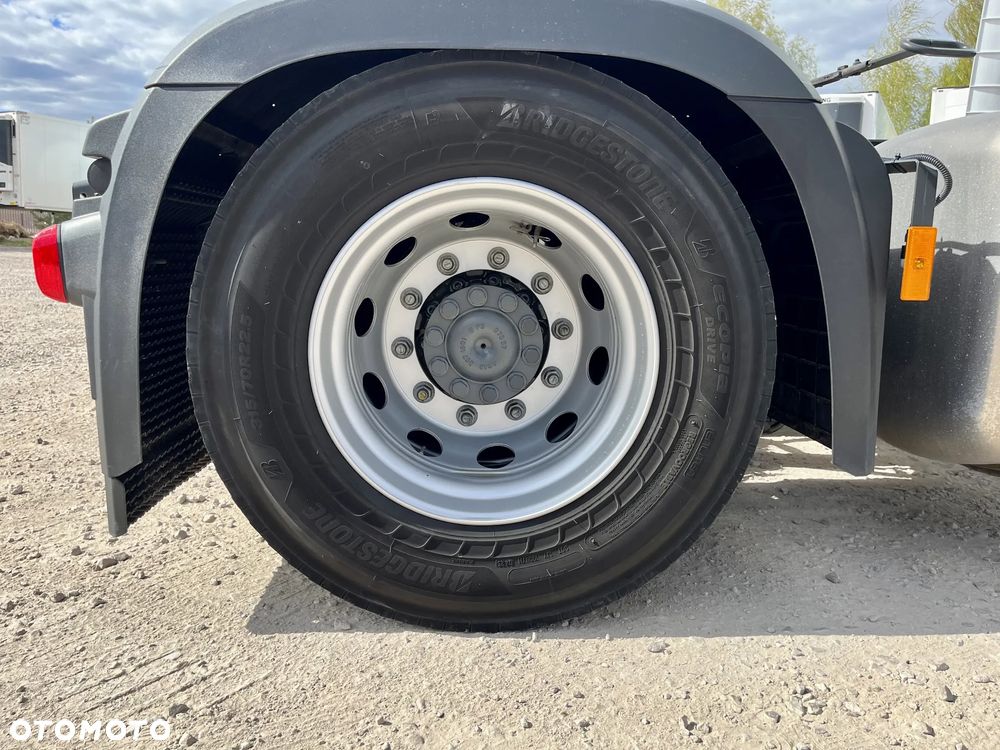 Mercedes-Benz Actros - 19