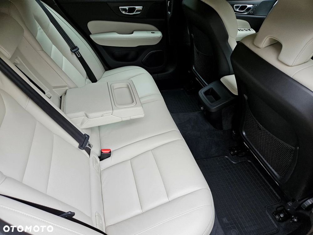 Volvo V60 T5 Geartronic Inscription - 17