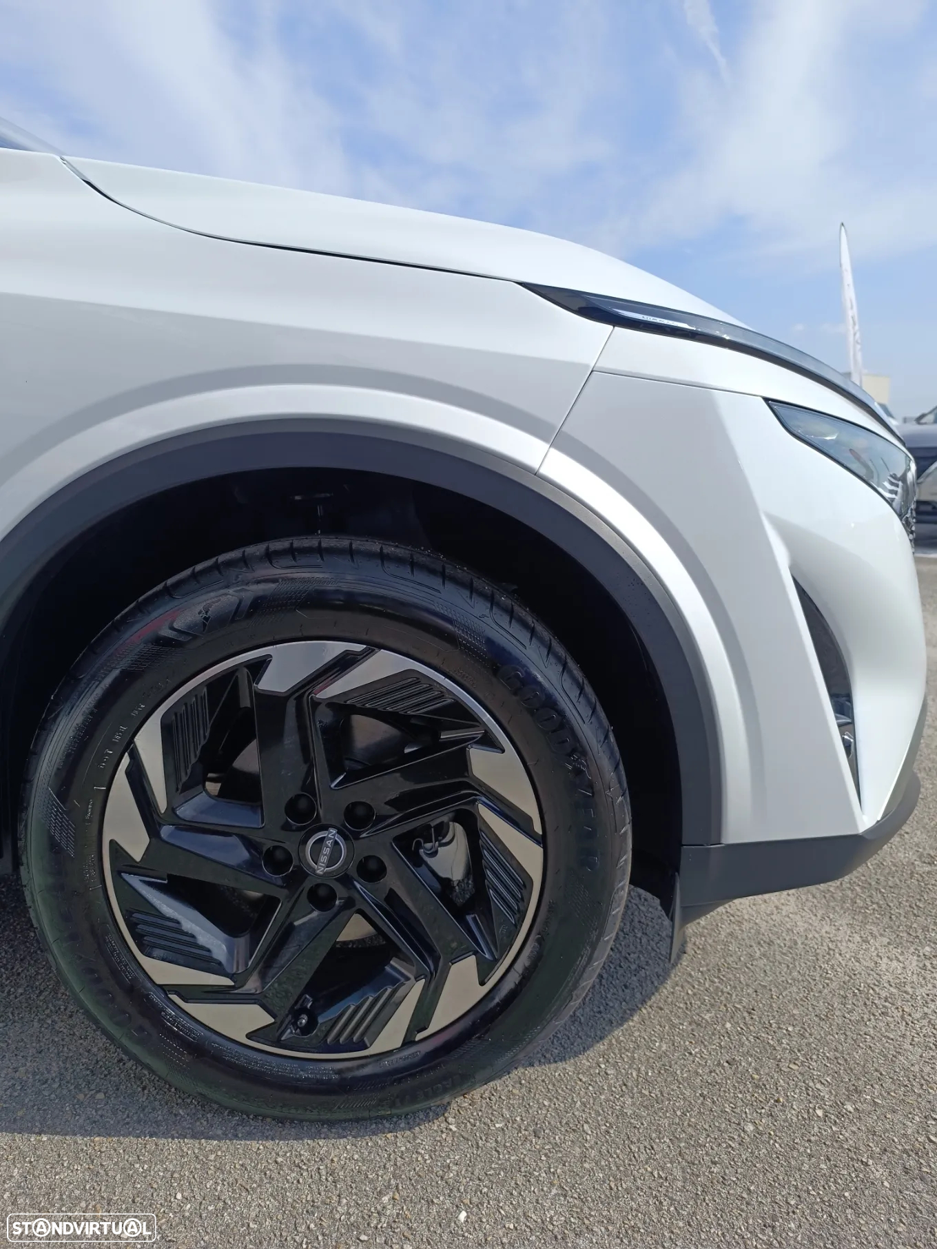 Nissan Qashqai 1.3 DIG-T Advance Two Tone - 3