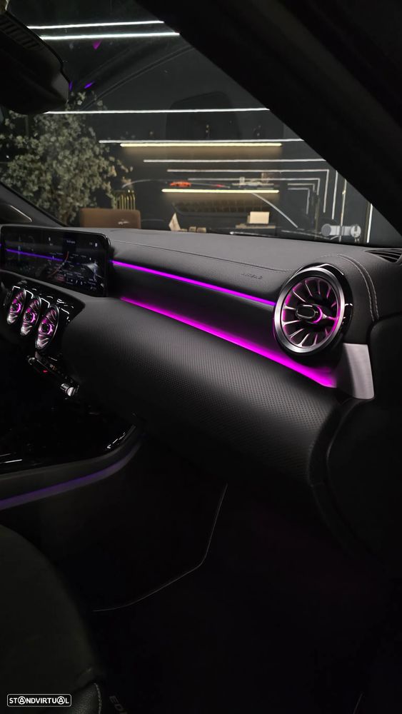 Mercedes-Benz A 250 e AMG Line - 19