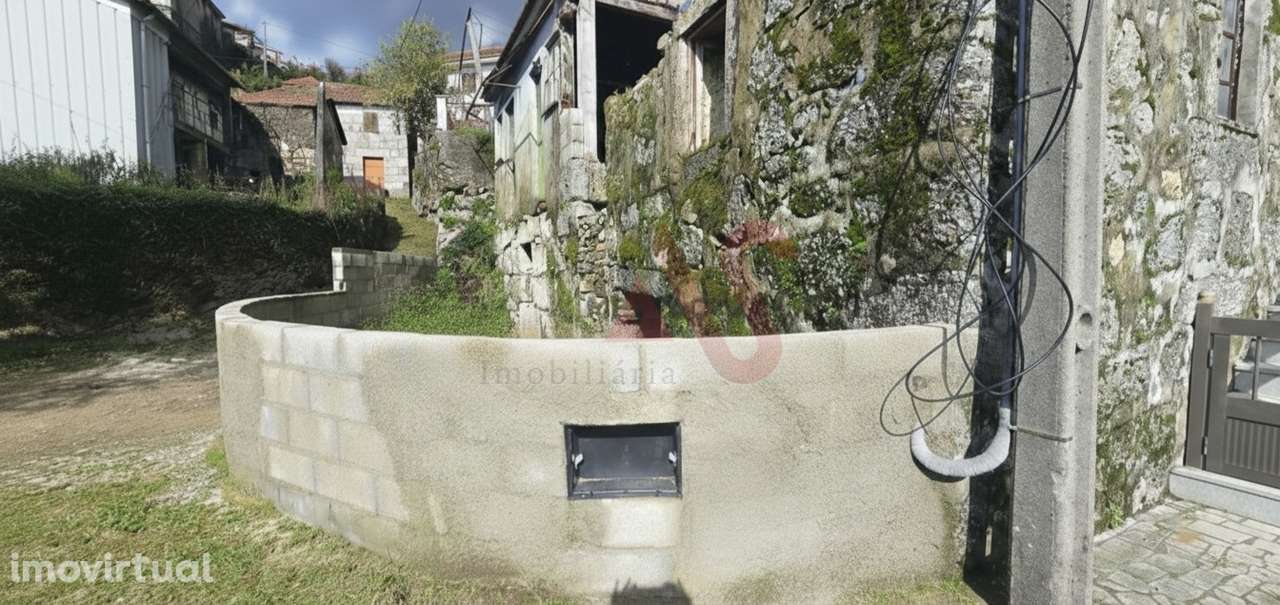 Moradia para Restauro em Quinchães, Fafe - Grande imagem: 3/12