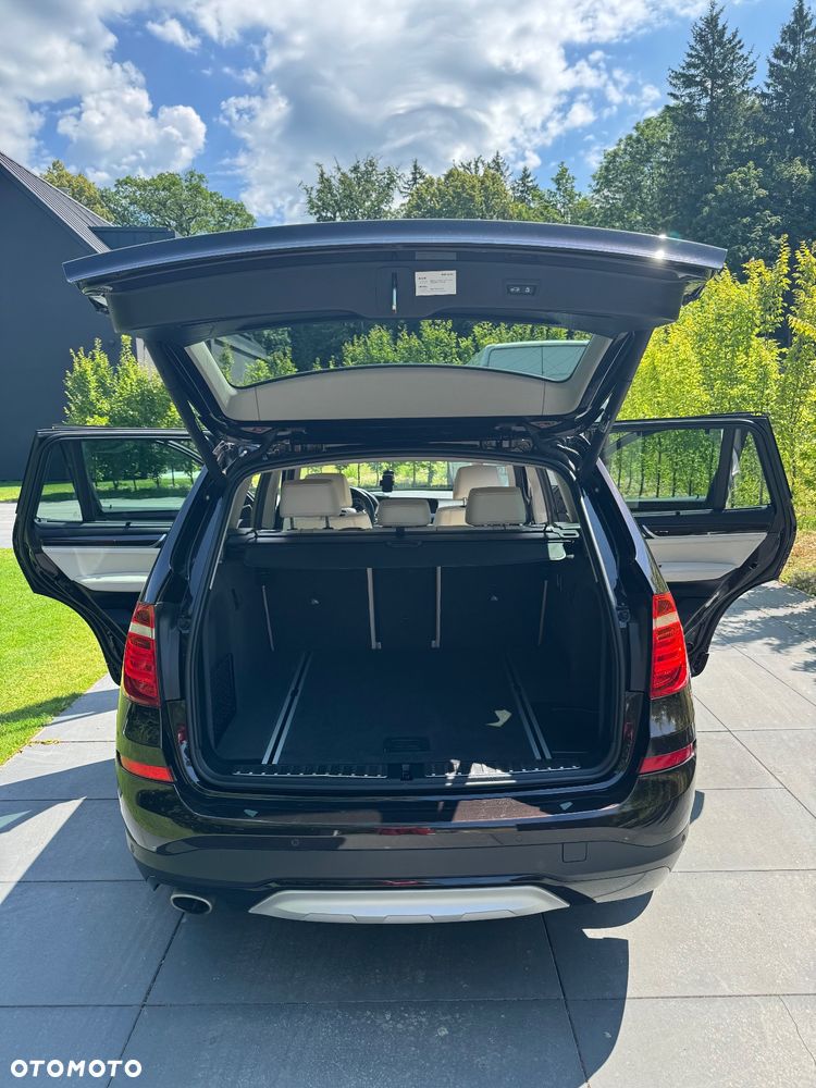 BMW X3 xDrive20d xLine - 11