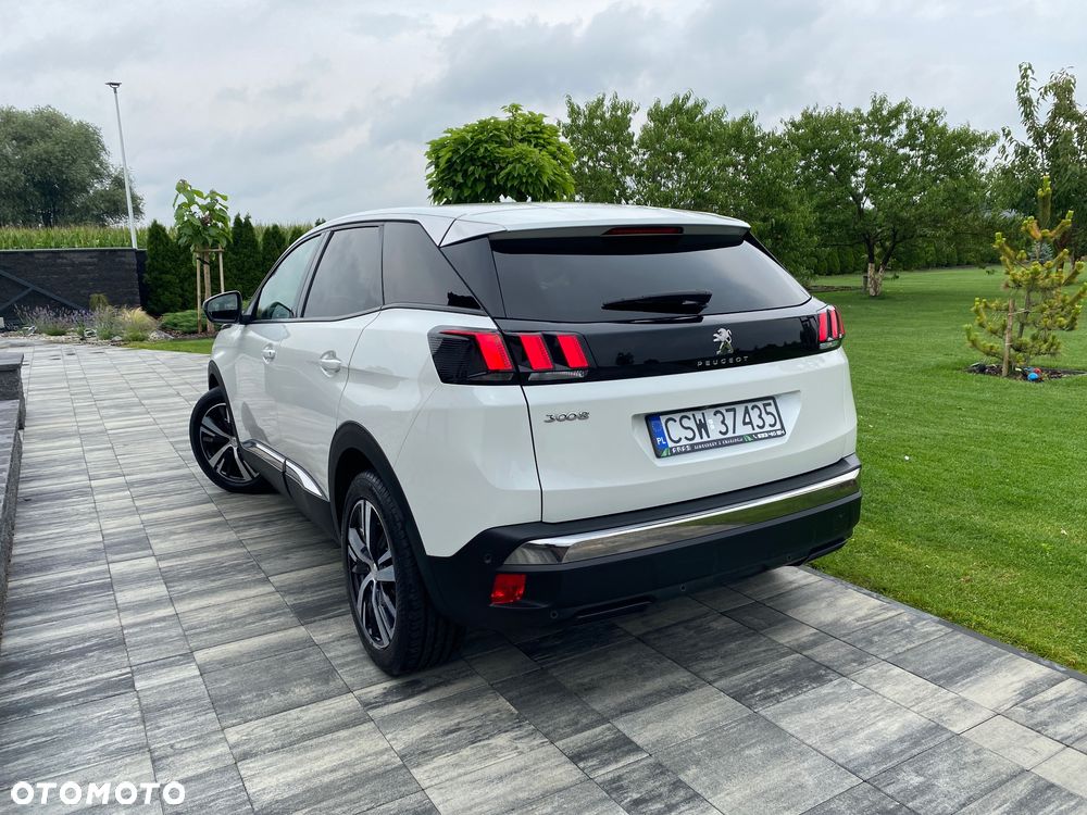 Peugeot 3008 1.2 PureTech GPF Allure S&S EAT8 - 4
