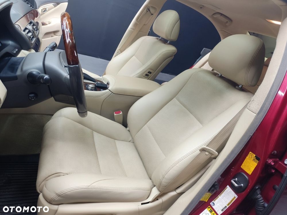 Lexus LS - 7