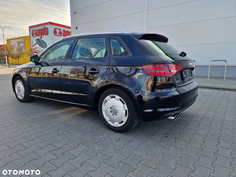 Audi A3 Sportback 1.4 TFSI Attraction - 5
