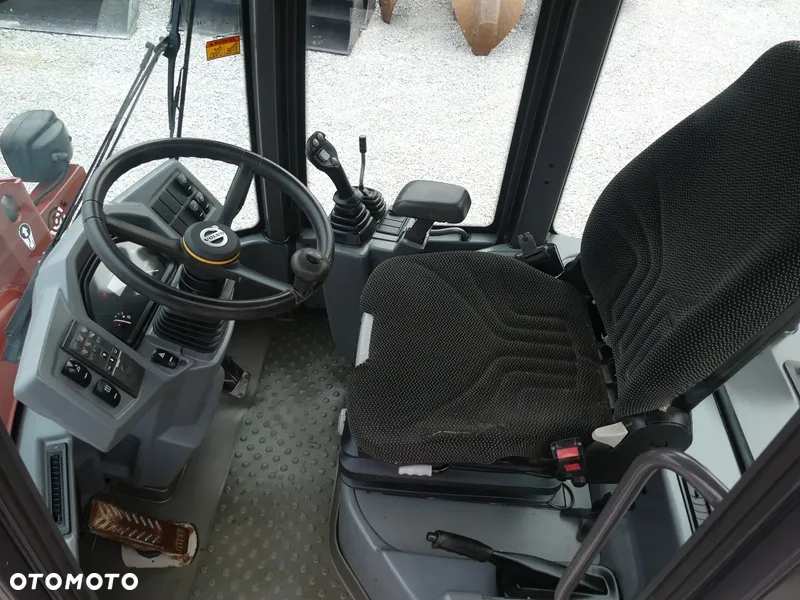 Volvo L30G Z Niemiec / BEZ DPF / Jak Nowe / - 12