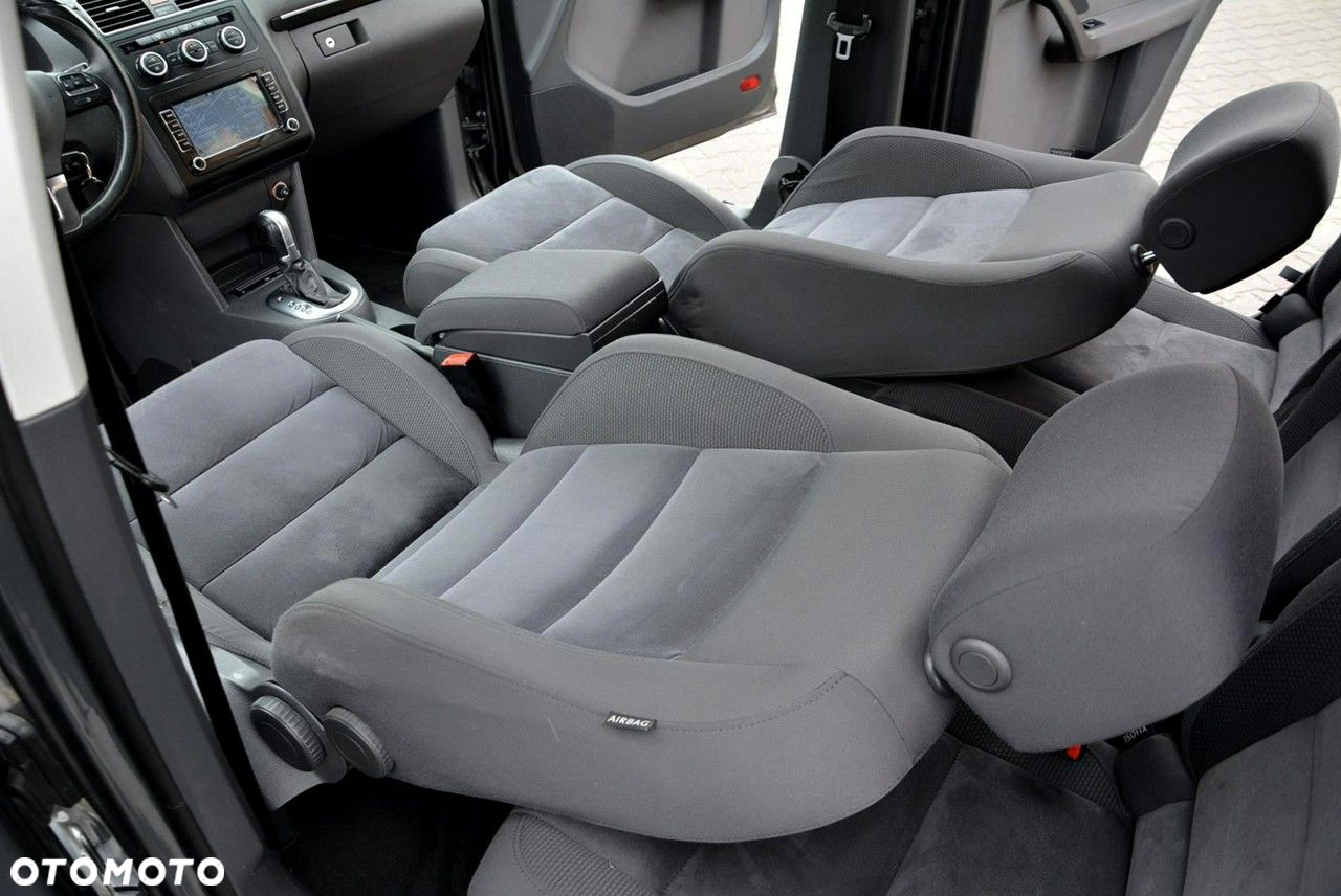 Volkswagen Touran 2.0 TDI DSG Freestyle - 22