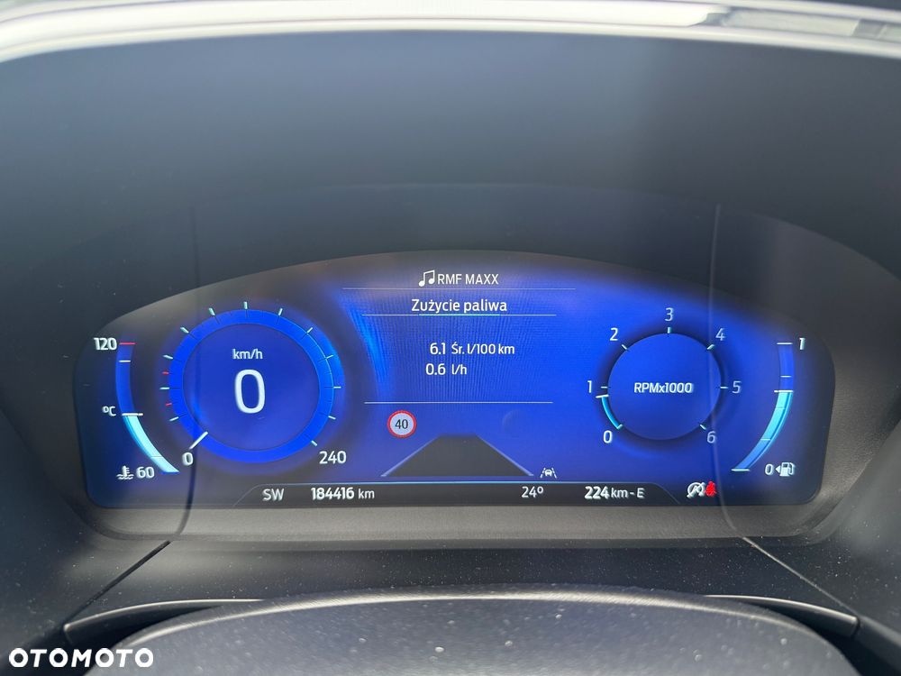Ford Kuga 2.0 EcoBlue Hybrid ST-LINE X - 14