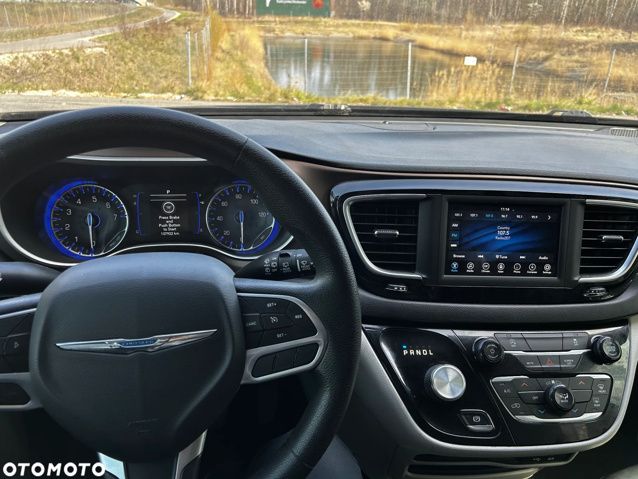 Chrysler Pacifica - 3
