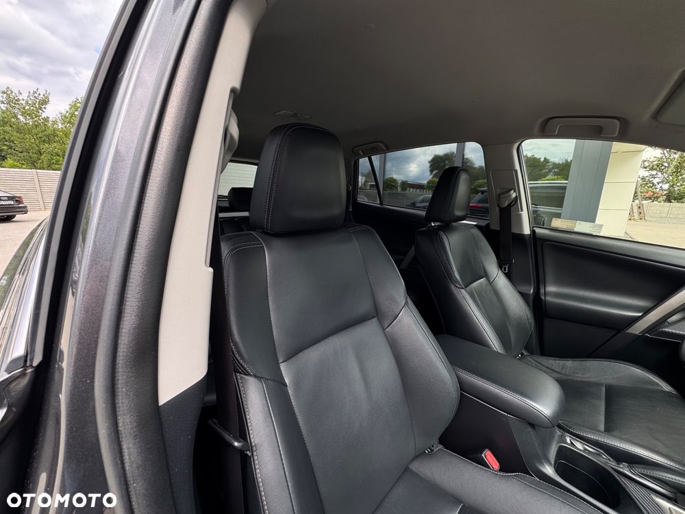 Toyota RAV4 2.0 Prestige MS - 18