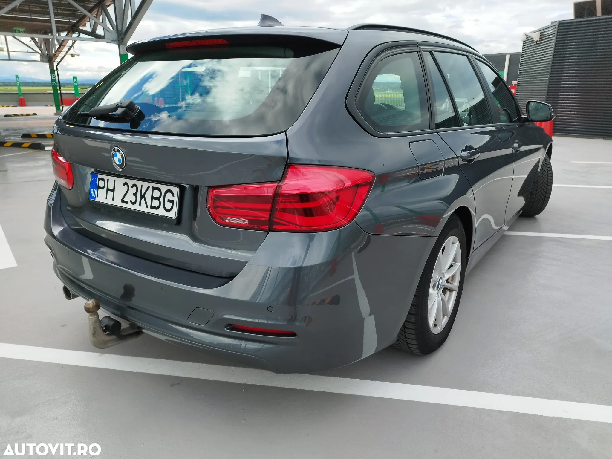 BMW Seria 3 318d Touring Aut. Advantage - 8