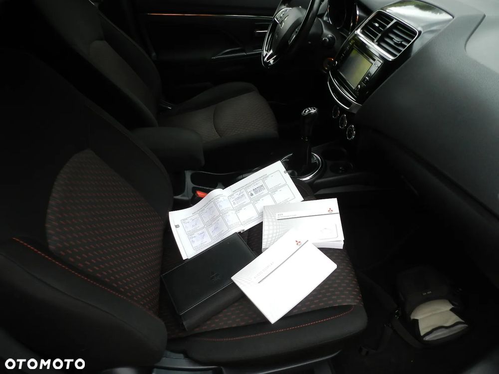 Mitsubishi ASX - 8