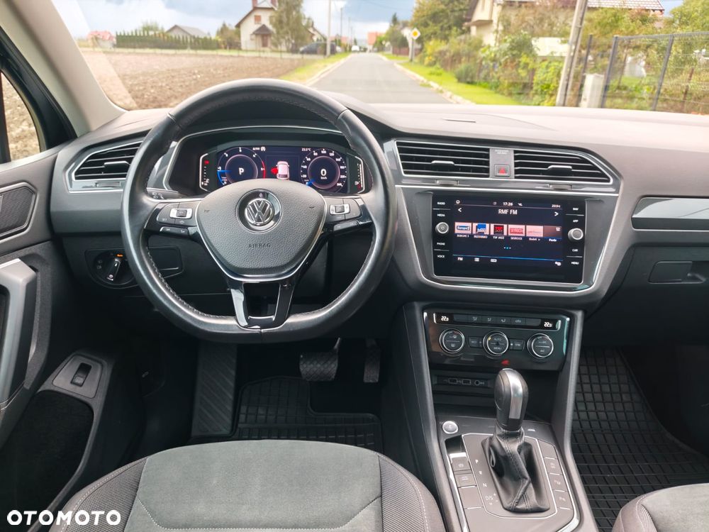 Volkswagen Tiguan - 25