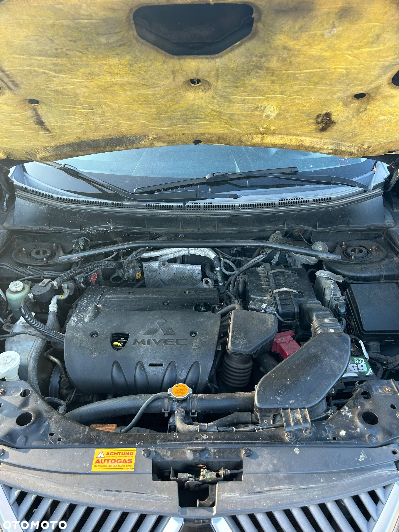 Mitsubishi Outlander 2.4 4WD CVT Intense - 21