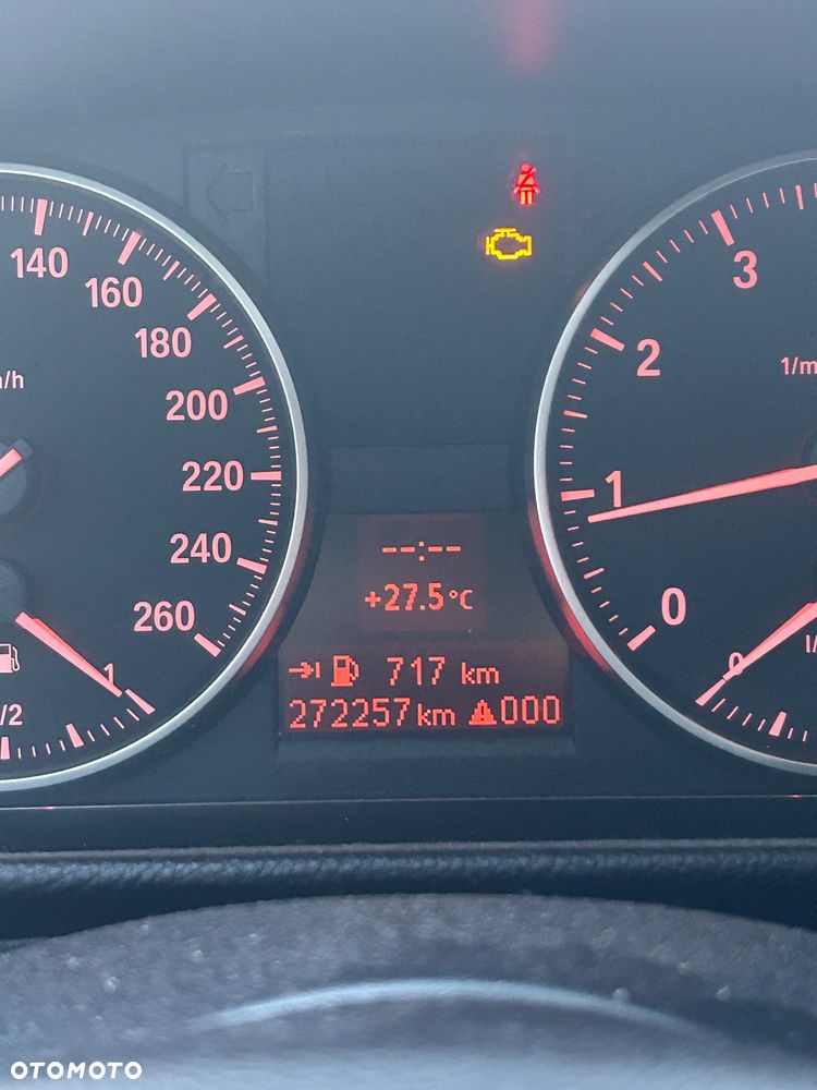 BMW Seria 3 320i - 6