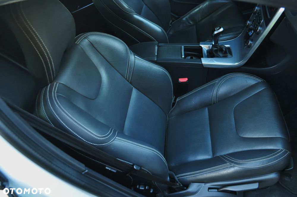 Volvo V60 - 29