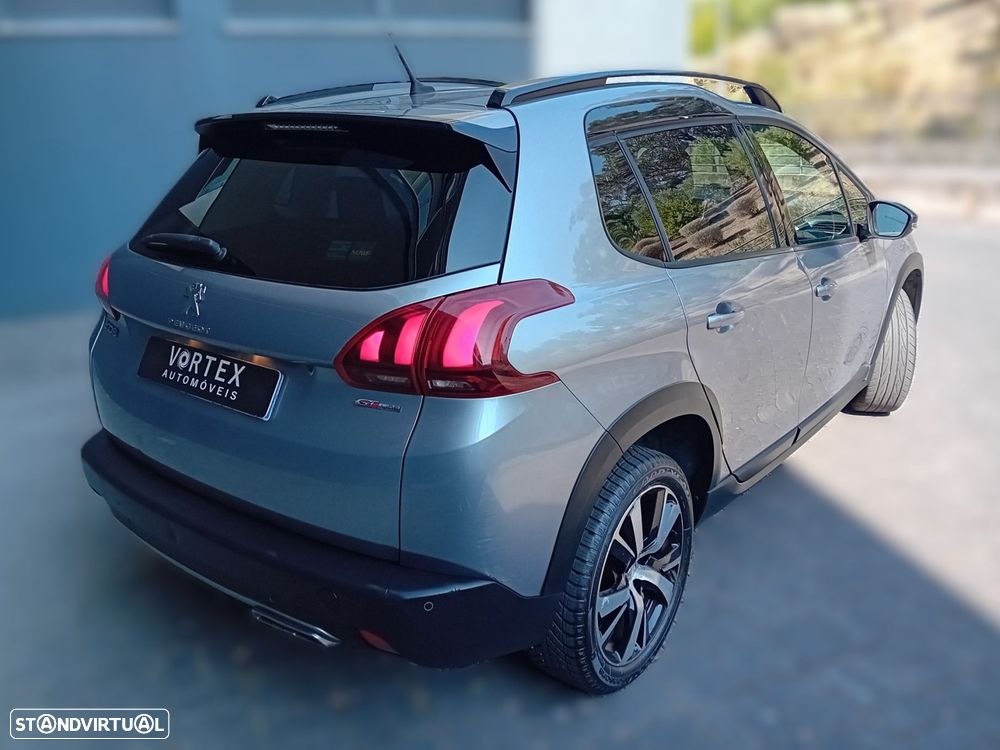 Peugeot 2008 1.2 PureTech GT Line - 8