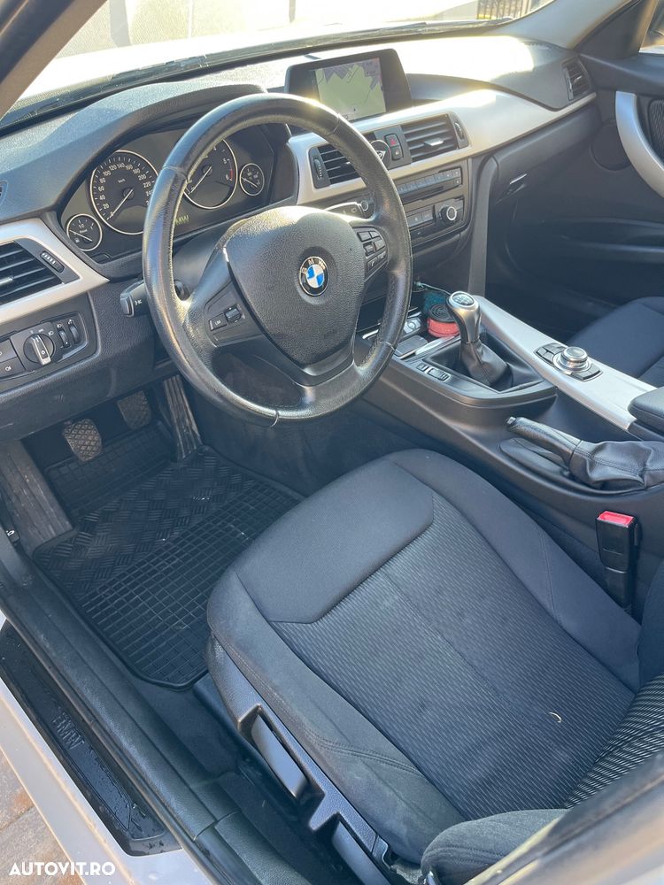 BMW Seria 3 316d - 10