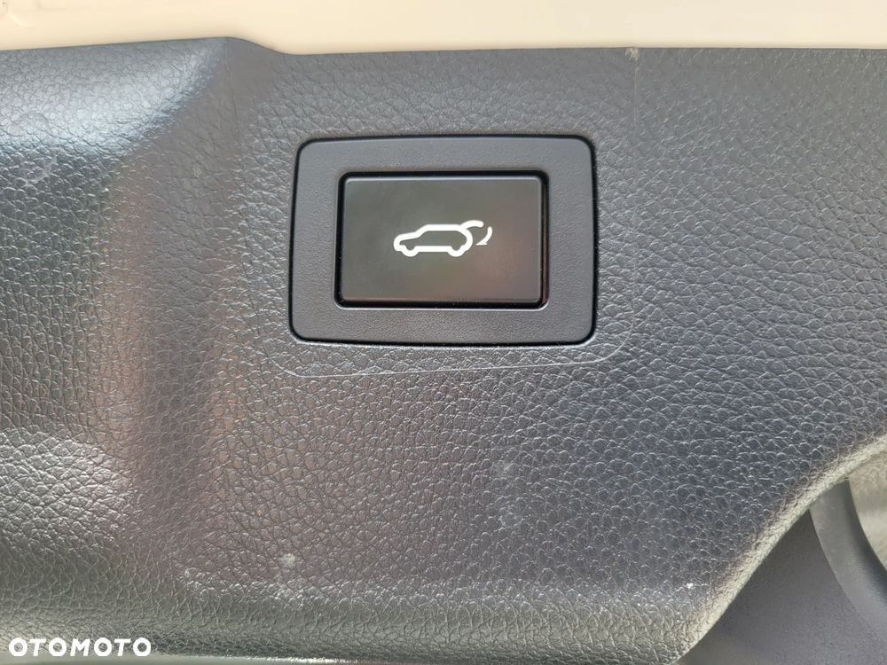 Hyundai Grand Santa Fe Grand blue 2.2 CRDI 4WD Automatik Premium - 26