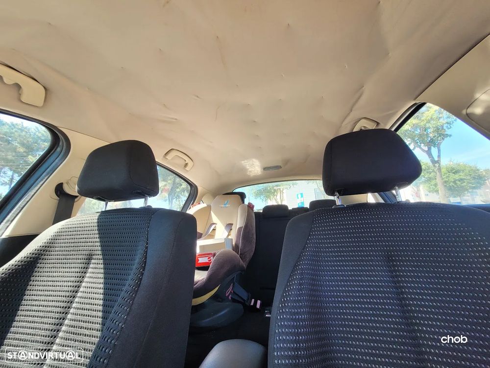 Citroën C4 1.4 16V SX - 29