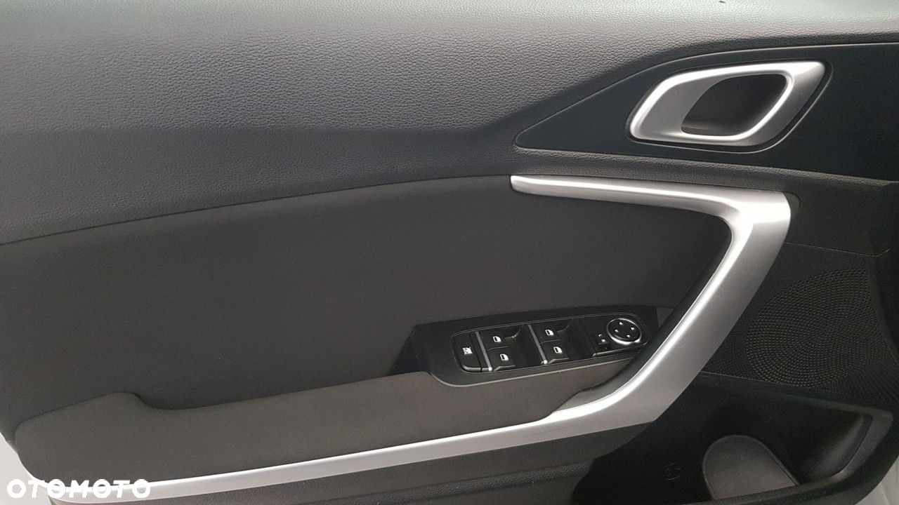 Kia Ceed - 20