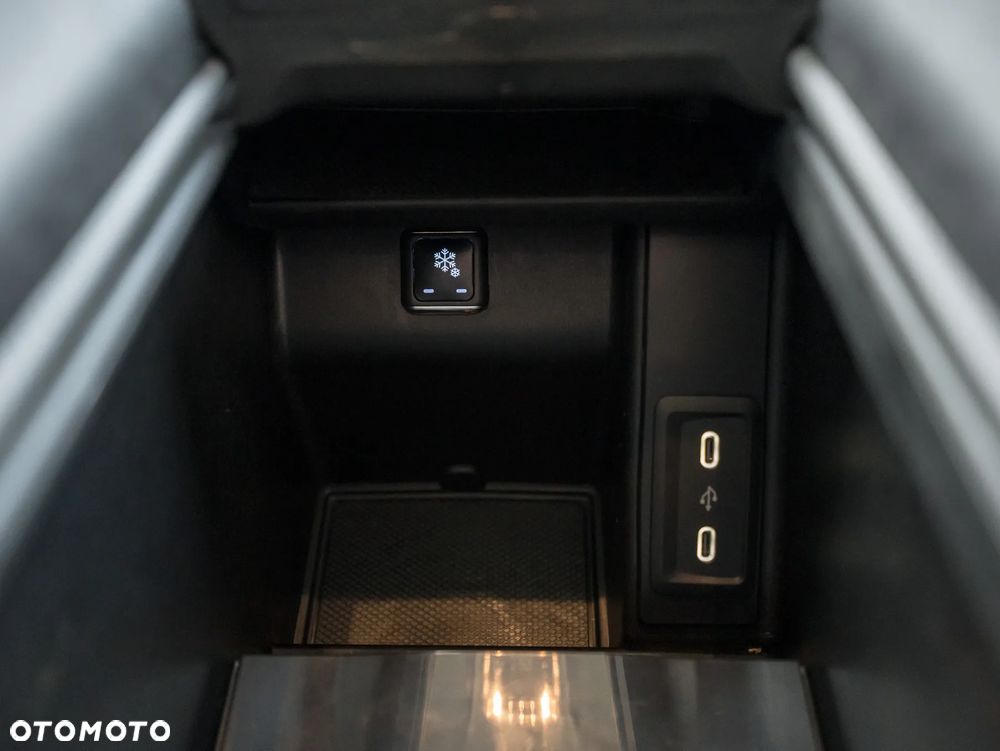 Mercedes-Benz Klasa V 250 d 4-Matic 9G-Tronic Exclusive (długi) - 40