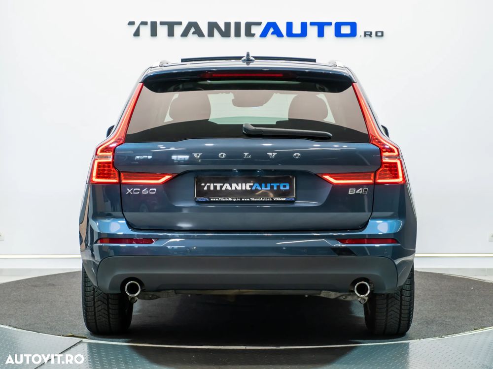 Volvo XC 60 B4 D AWD Geartronic Momentum Pro - 4