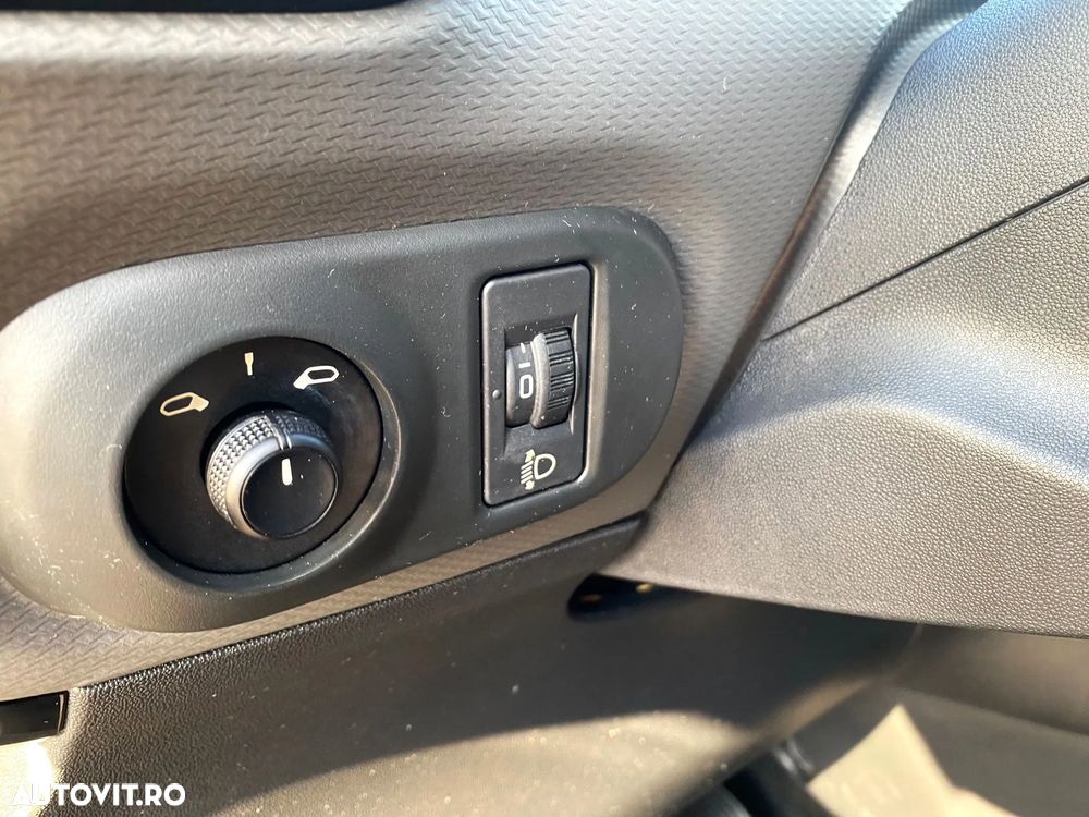 Citroën C4 Cactus PureTech 82 Feel - 19