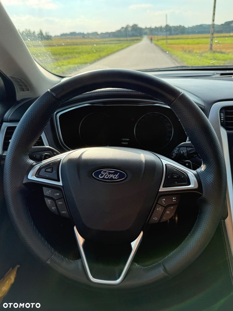 Ford Mondeo Vignale 2.0 TDCi PowerShift - 15