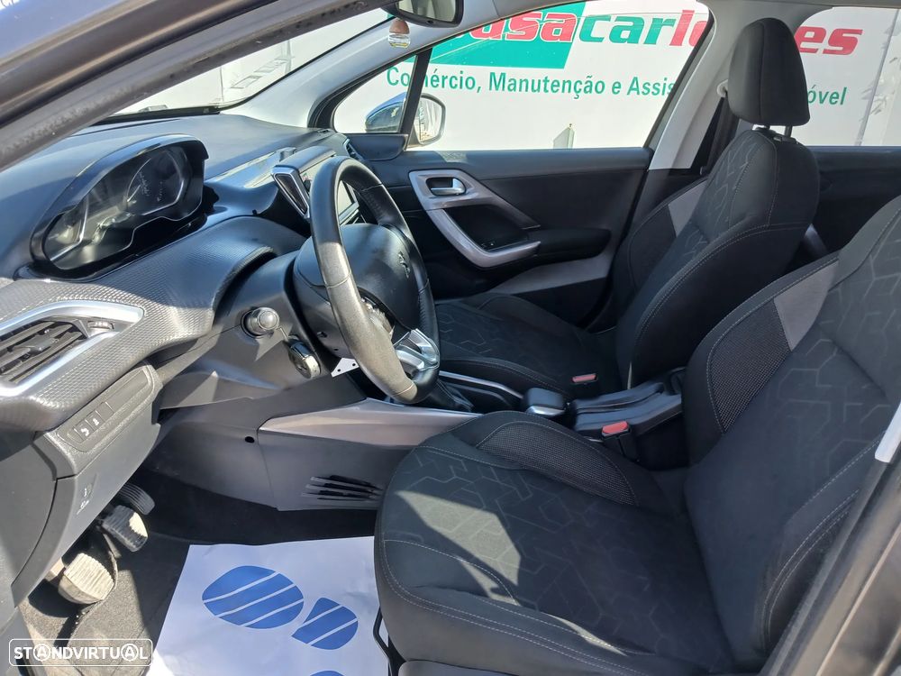 Peugeot 2008 1.2 PureTech Style - 14