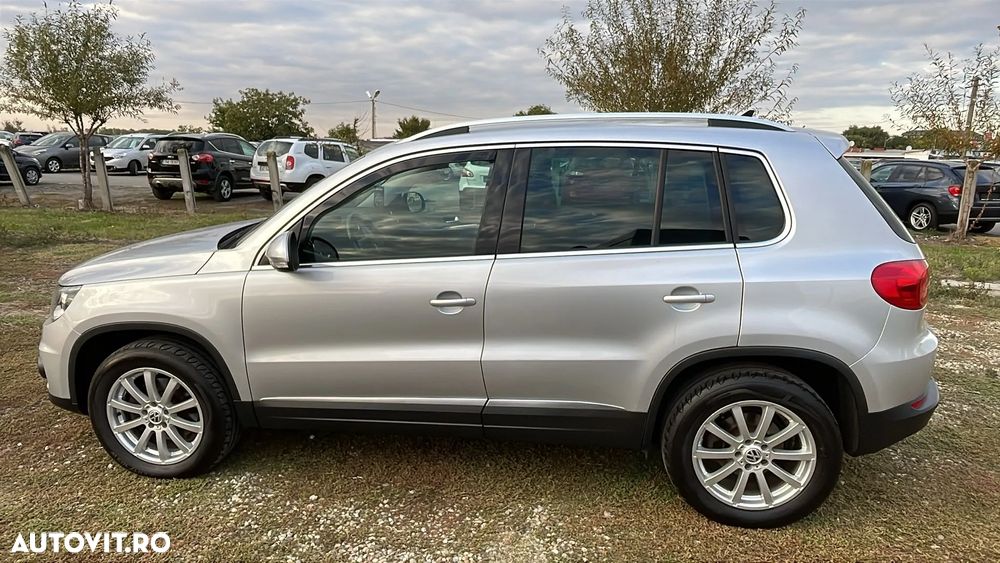 Volkswagen Tiguan - 4