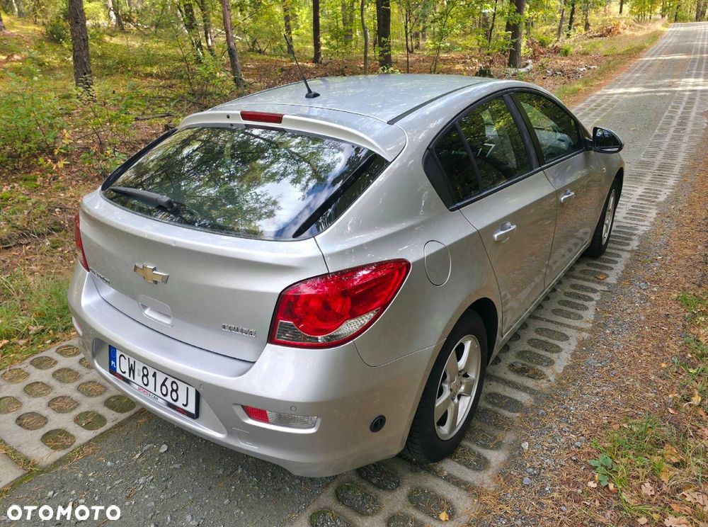 Chevrolet Cruze 2011 photo 4