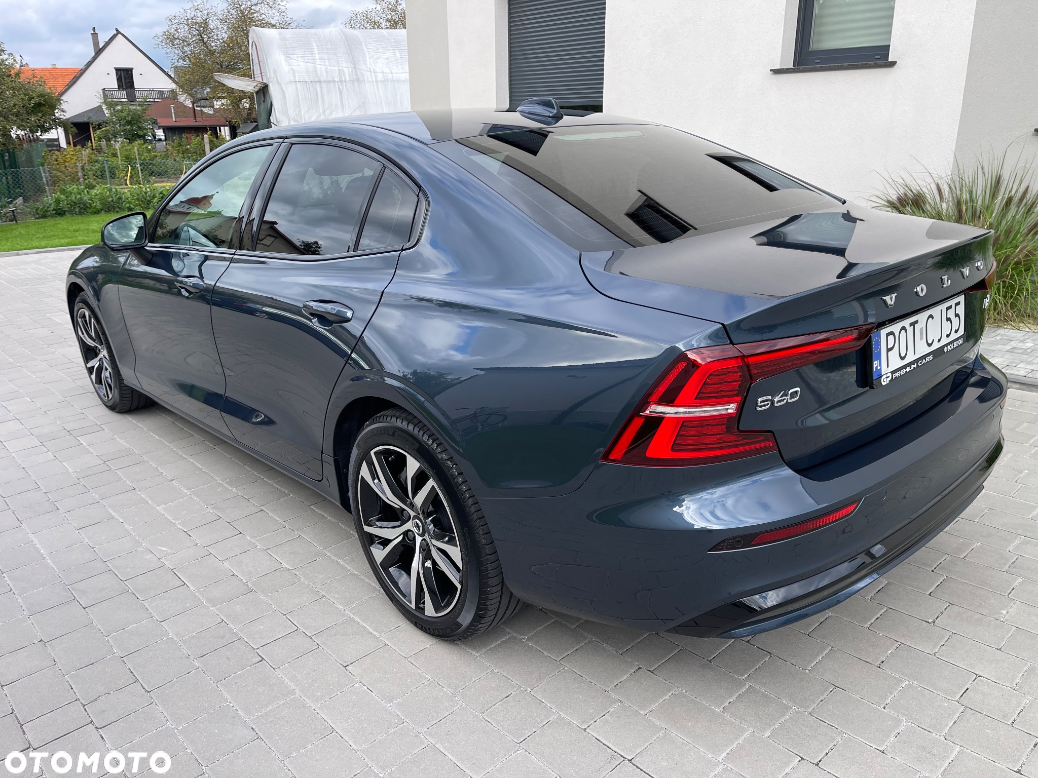Volvo S60 B4 B Ultimate Dark - 6