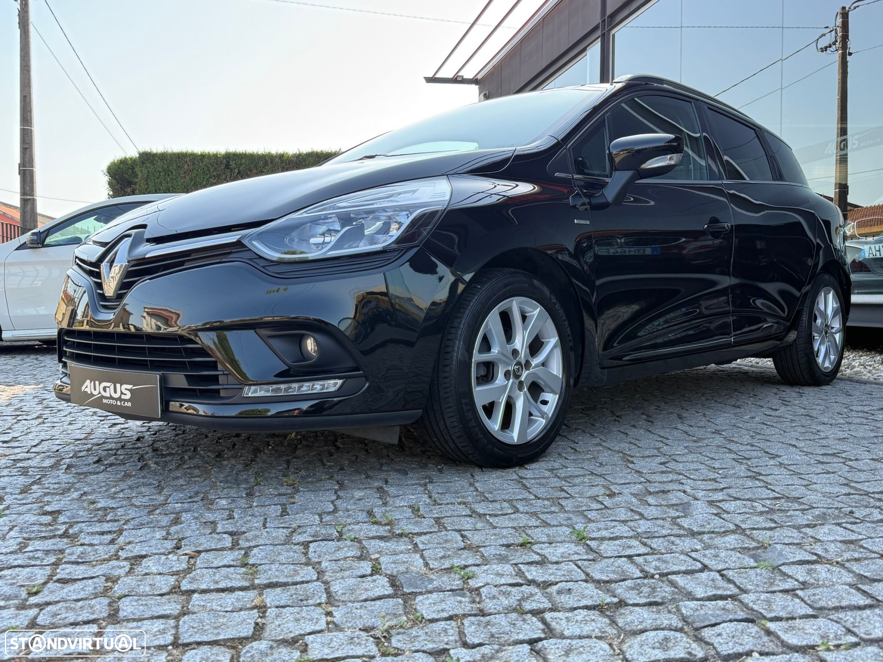 Renault Clio Sport Tourer TCe 90 Limited - 7