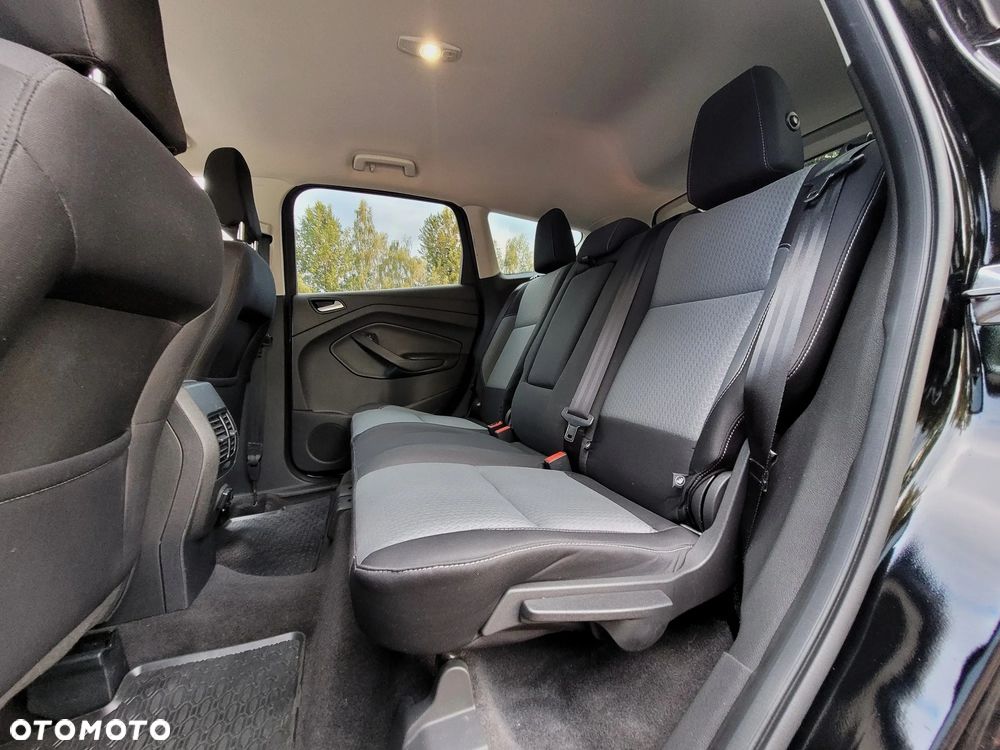 Ford Kuga 1.5 EcoBoost 4WD Trend - 36