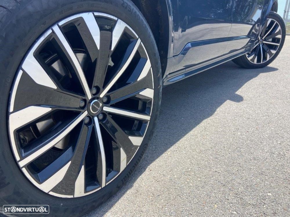Volvo XC 90 2.0 T8 PHEV Plus Dark AWD - 7