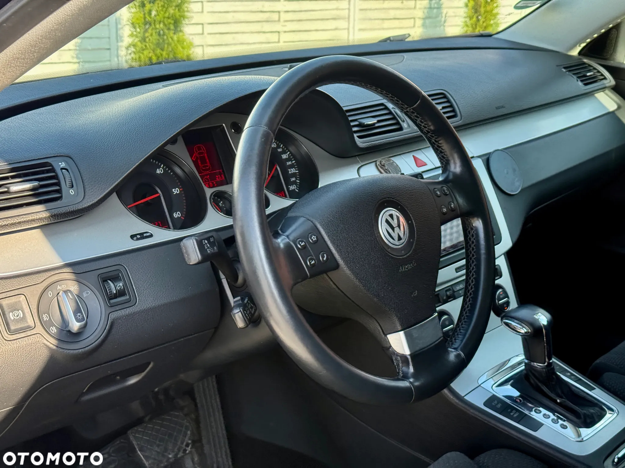 Volkswagen Passat 2.0 TDI Highline DSG - 10