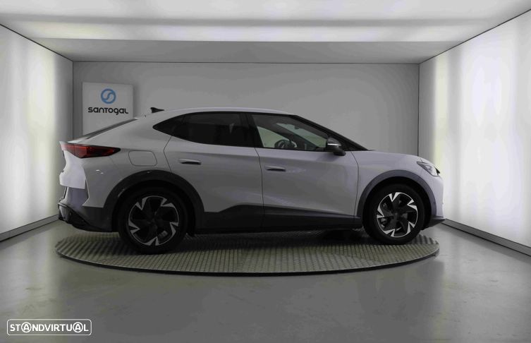 Cupra Tavascan - 6