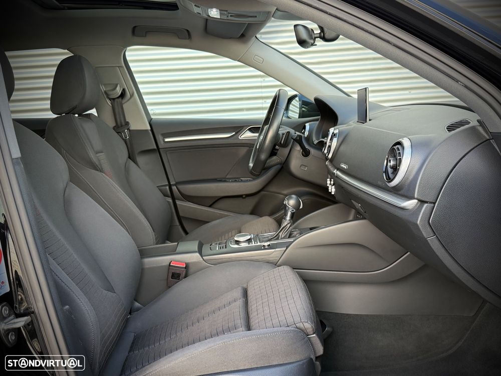 Audi A3 Sportback e-tron 1.4 TFSI Sport S tronic - 11