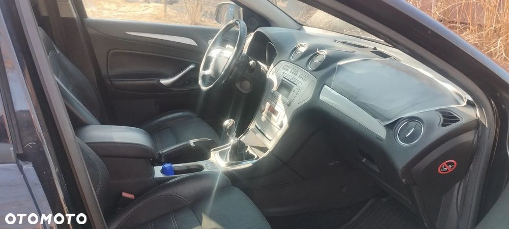 Ford Mondeo 2.0 TDCi Ghia - 2