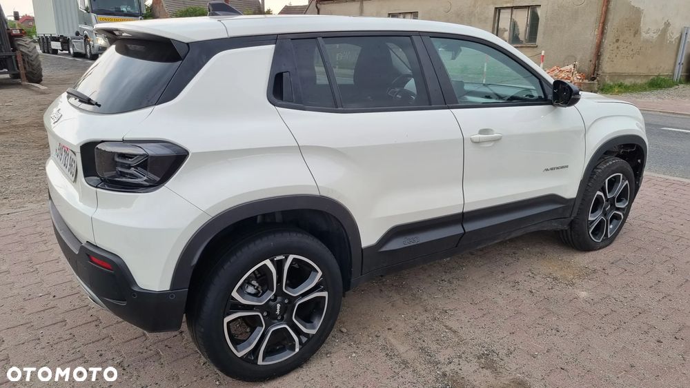 Jeep Avenger 1.2 GSE T3 Turbo-Benzin GDI Summit - 2