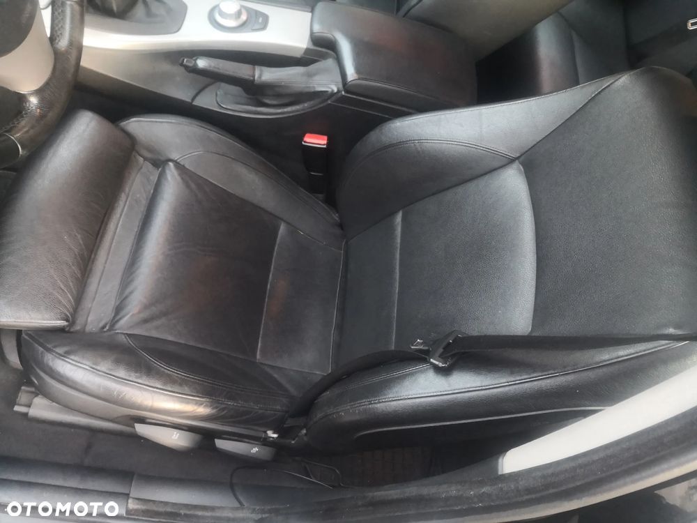 BMW Seria 3 320d DPF Touring Edition Fleet - 10