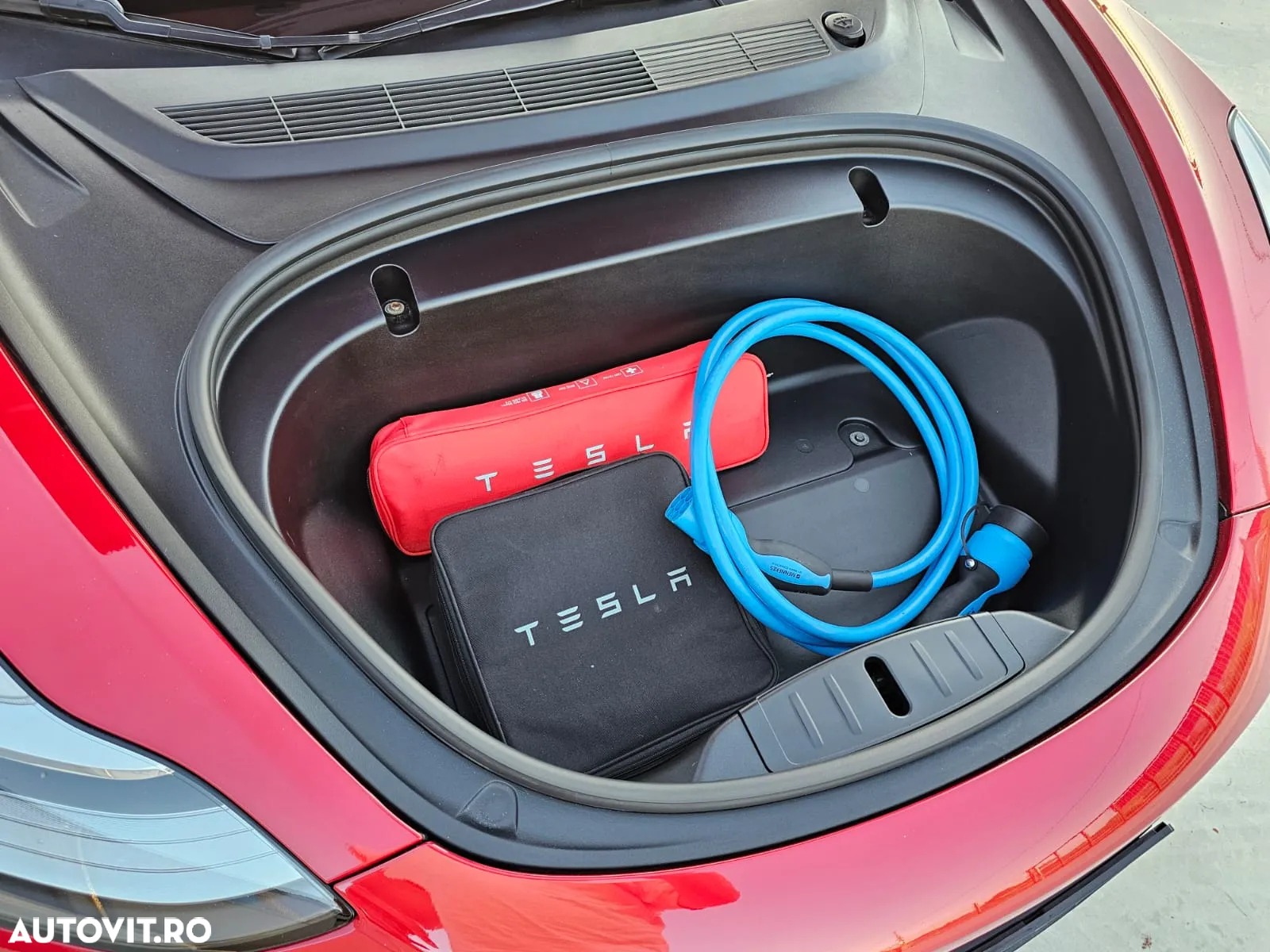 Tesla Model 3 Langstreckenbatterie Allradantrieb Dual Motor Performance - 35