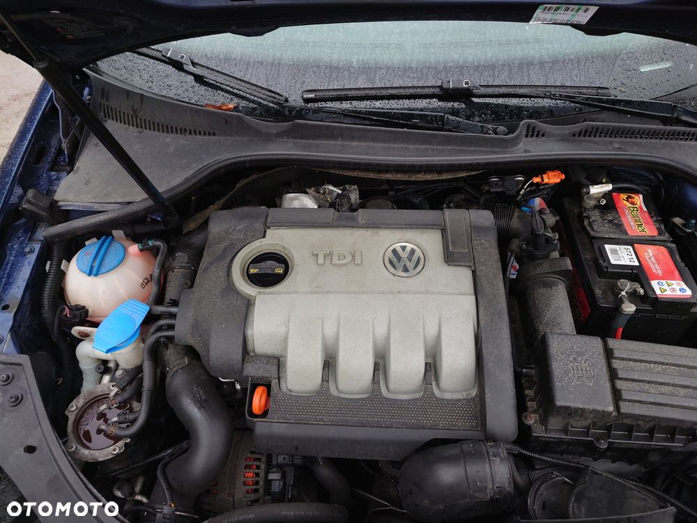 Volkswagen Golf V 2008 R 1.9 77 KW NA CZĘŚCI - 6