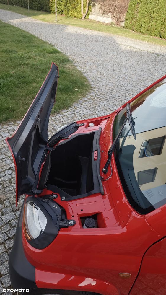 Bajaj Qute - 6